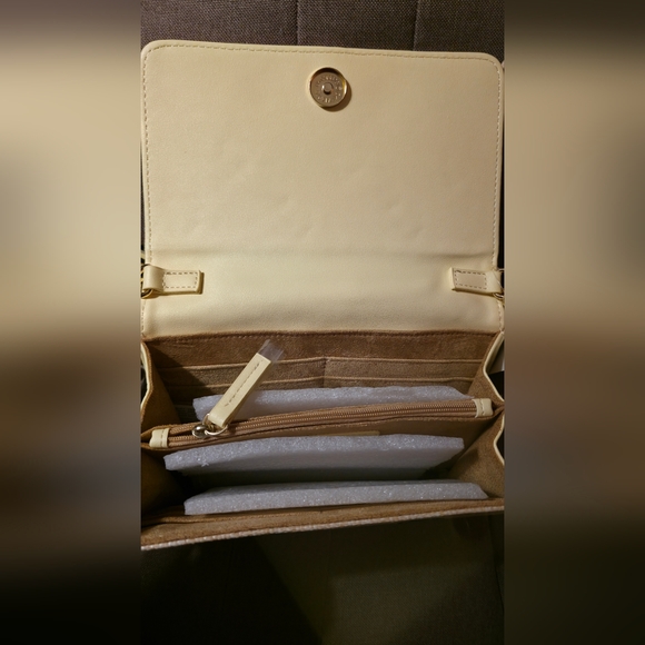 Betsey Johnson Bee Embroidered Crossbody Bag - Picture 4 of 6